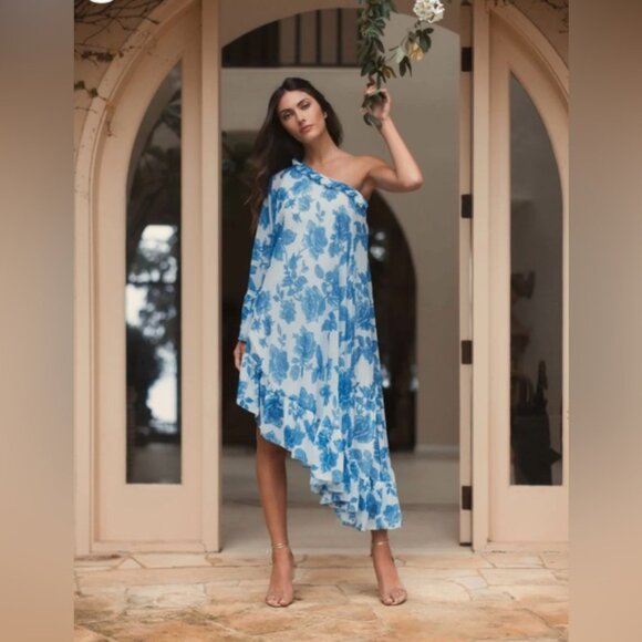 Mac Duggal One-Shoulder Asymmetrical Midi Cape Dress - Picture 1 of 8